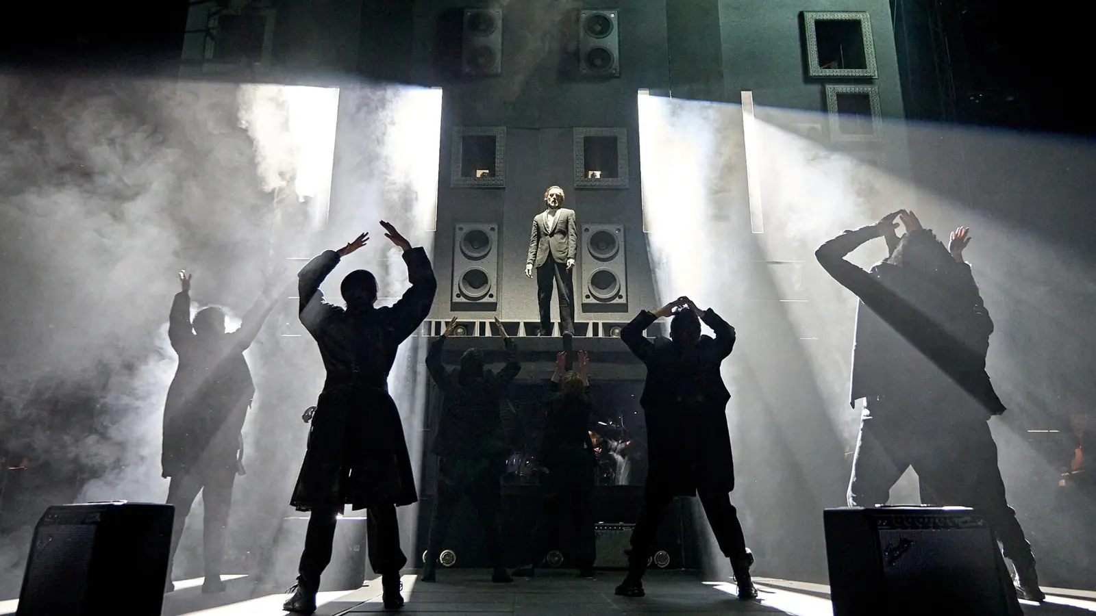 Hamlet Hail to the Thief