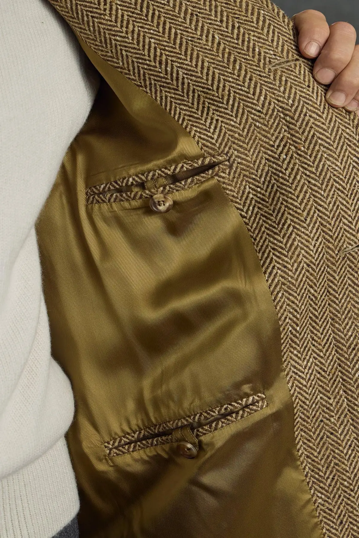 Donegal Overcoat, lining and internal pockets