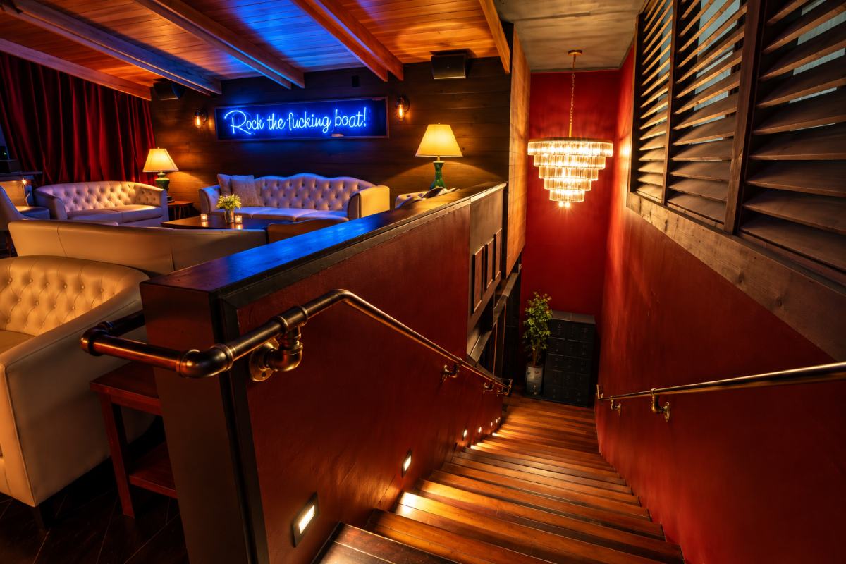Friendship Bar