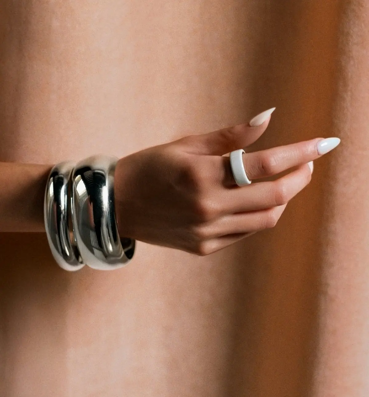 Oura Ring 4 Ceramic