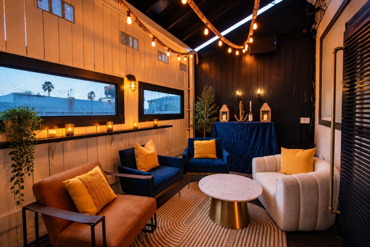 Friendship Bar