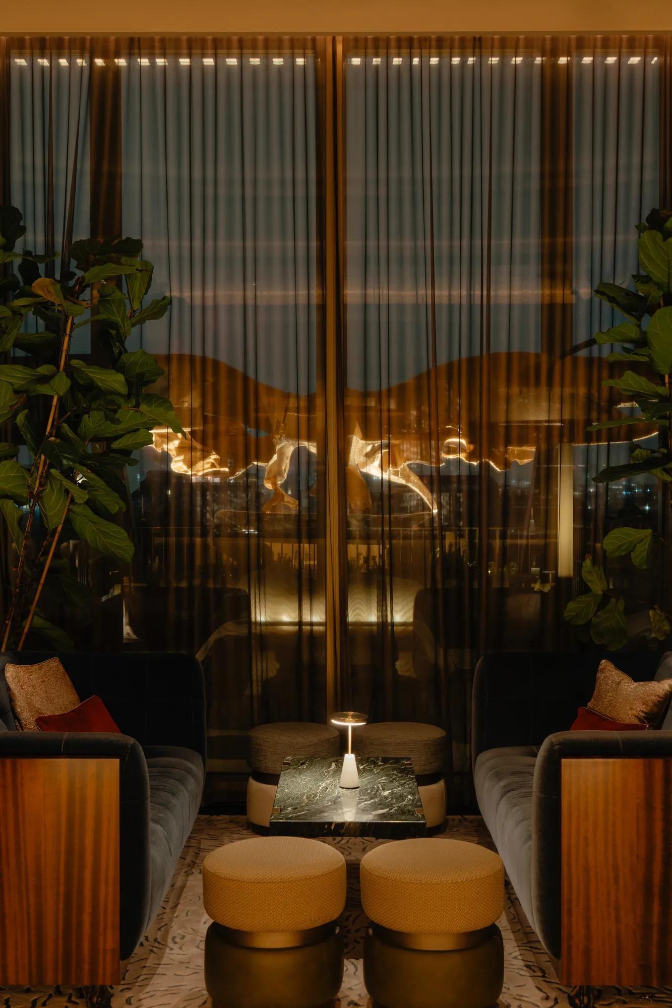 Eagle Bar