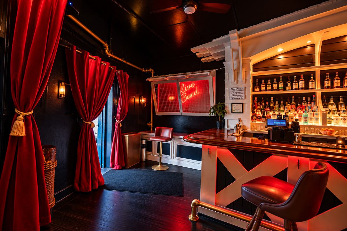 Friendship Bar